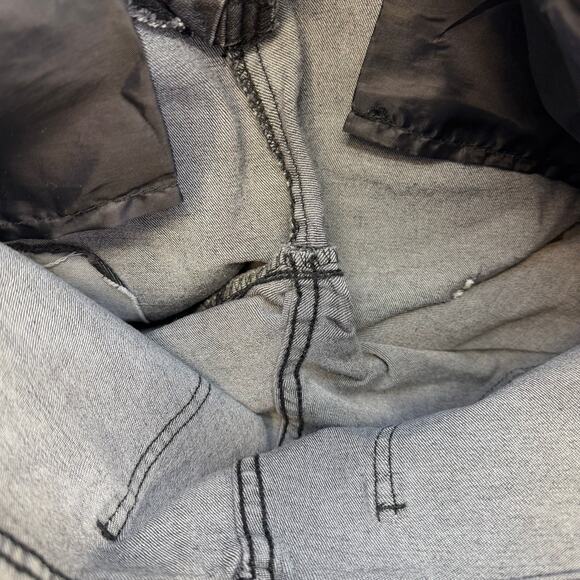 CR24 Jeans Women's 34 (18) Black Chrome Edge Acid Wash Distressed Tapered Leg - Picture 9 of 14